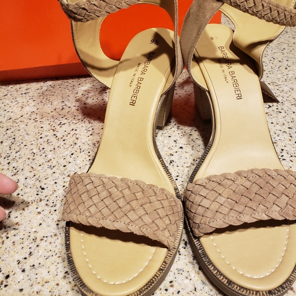 Barbara Barbieri NWT SZ 9.5 Leather Heels - Picture 3 of 4